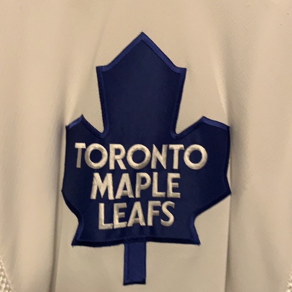 Toronto Maple Leafs CCM Jersey - Picture 2 of 5
